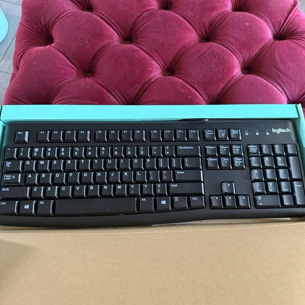 Logitech K120 USB Keyboard 920-002478 Spill Resistant New Open‎ Box
